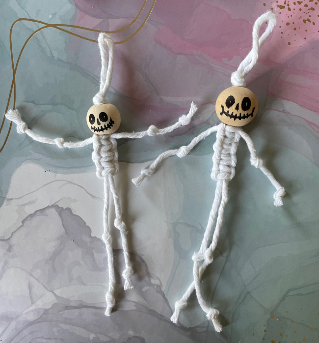 Macramé návod - kostlivec na Halloween