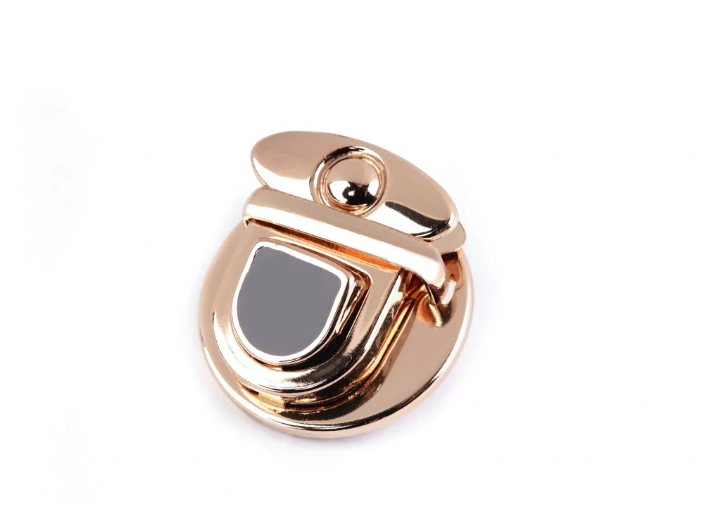 Kovové zapínání na kabelku / tašku 30 × 34 mm – růžové zlato