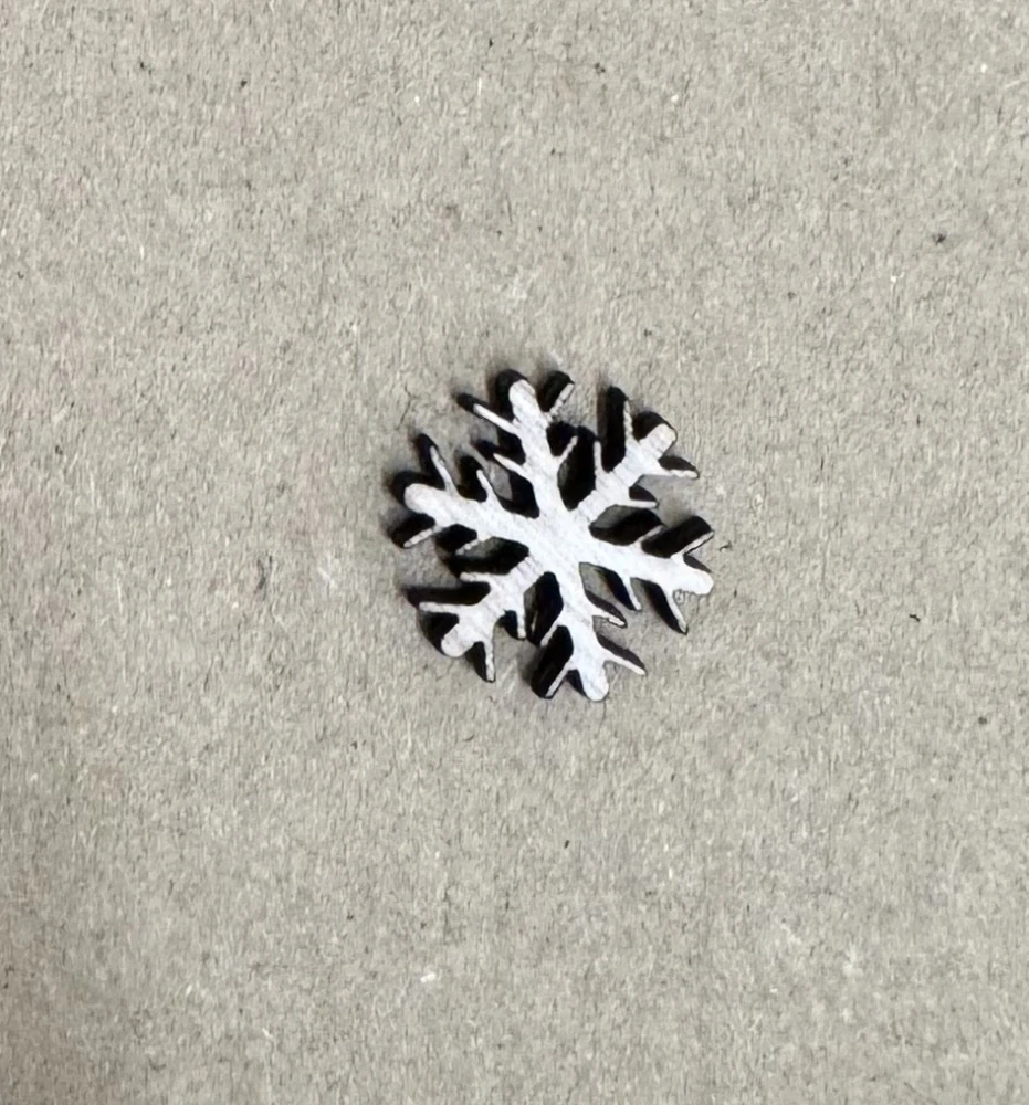 Dřevěný výřez Sněhová vločka III. 1,5cm