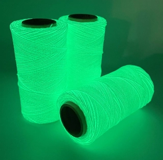 Voskovaná šňůra Linhasita 1 mm - barva LUX (svítící ve tmě)