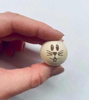 Dřevěný korálek s obličejem zajíčka Ø20 mm