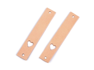 Kožený štítek se srdíčkem - světlý