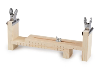 Dřevěný stav pro výrobu náramků