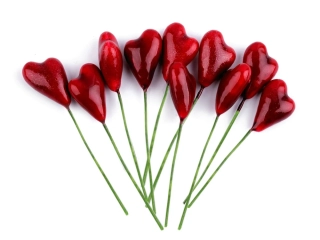 Srdíčko na drátku červené